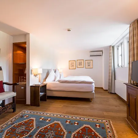 酒店 Neumuehle & 5*