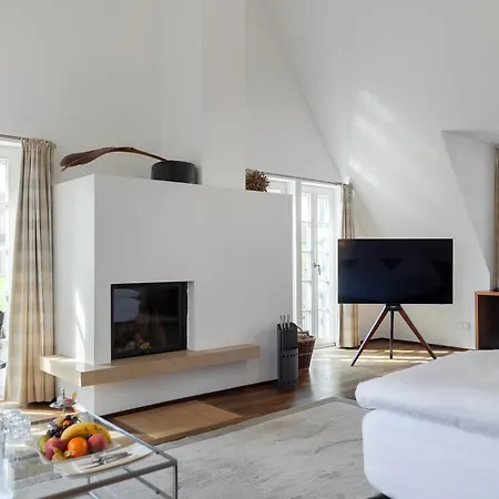 酒店 Neumuehle & 5*