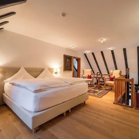 酒店 Neumuehle & 哈默尔堡