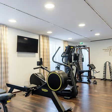 Neumuehle & Hotel 5*